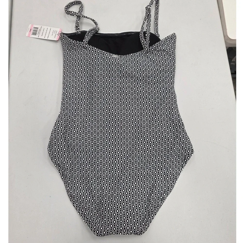 DKNY Womens Geometric Diamond Print One Piece Swimsuit Black White XXL New - Picture 7 of 7